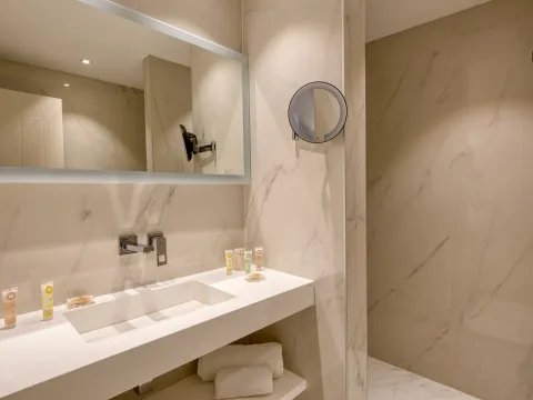 Best Western Plus Le Fairway Hotel & Spa Golf d'Arras